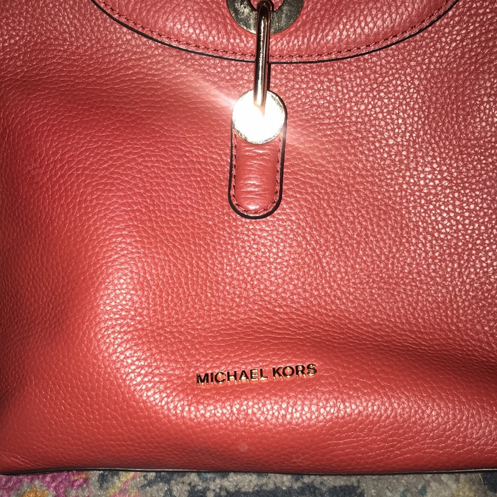 Michael Kors Raven Leather Backpack Brandy/Gold Preloved - Picture 6 of 12